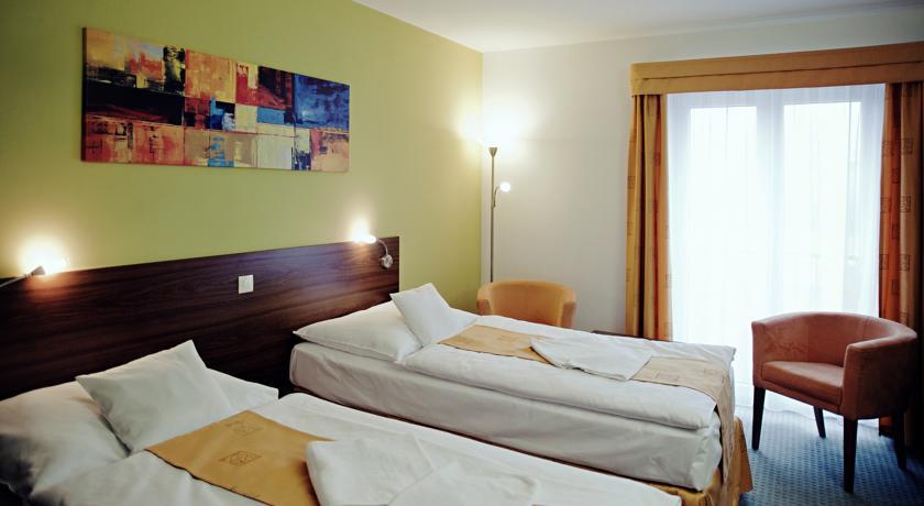 Hotel Active Prachatice Esterno foto